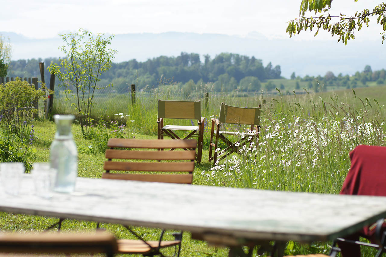 Lützelhuus Pause nach dem Gartenyoga 05-2023